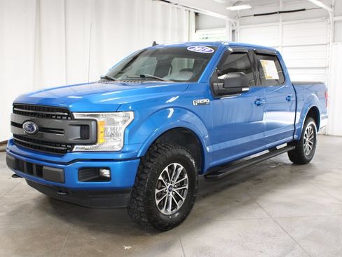 Used 2019 Ford F150 XLT w/ Equipment Group 302A Luxury AWD/4WD image 3