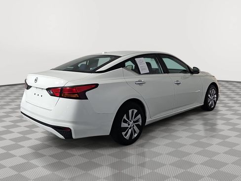 Used 2020 Nissan Altima 2.5 S FWD image 8
