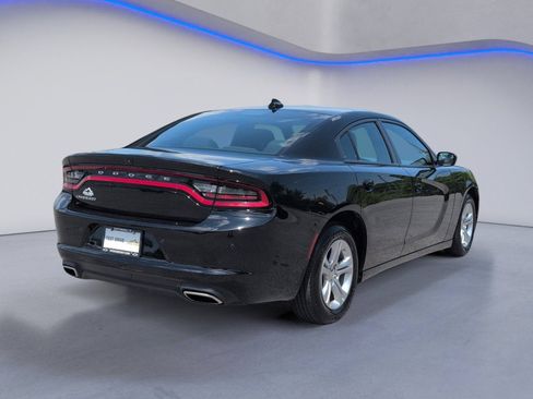 Used 2023 Dodge Charger SXT RWD image 9