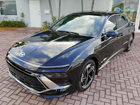 Used 2024 Hyundai Sonata SEL w/ Convenience Package FWD image 11