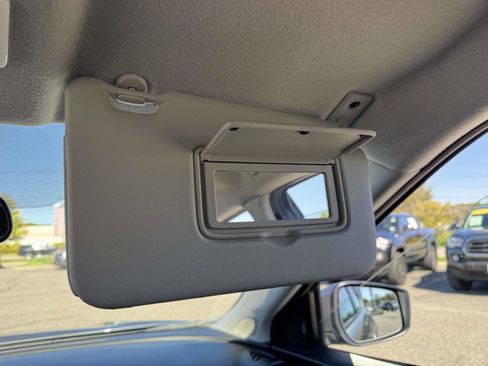 Used 2023 Nissan Kicks SV image 27