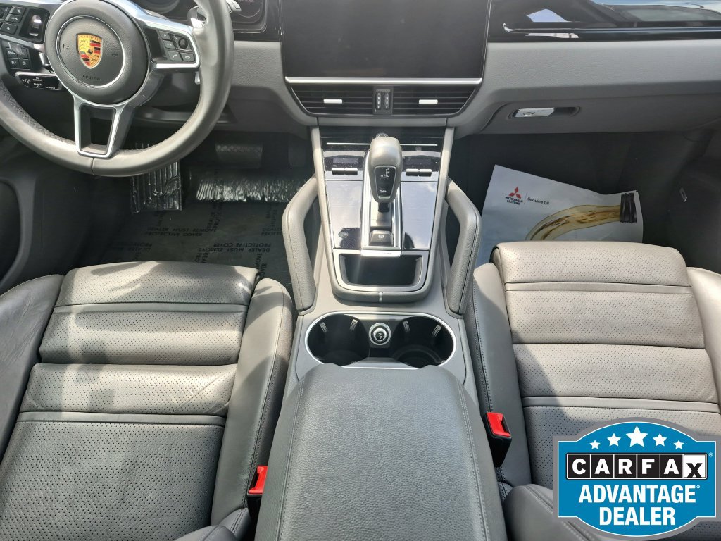 Used 2022 Porsche Cayenne Platinum Edition AWD/4WD image 31