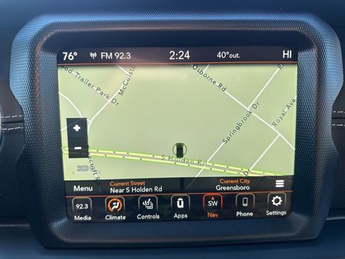 Used 2022 Jeep Wrangler Unlimited Sahara w/ Cold Weather Group image 18