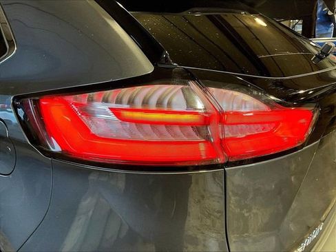 Used 2024 Ford Edge Titanium image 31