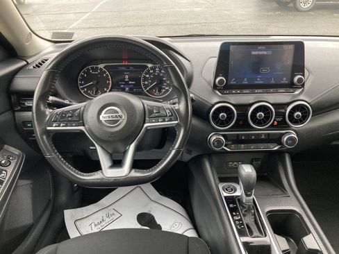 Used 2022 Nissan Sentra SV FWD image 16