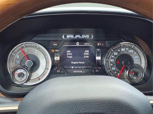 Used 2022 RAM 3500 Limited AWD/4WD image 25