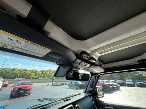 Used 2022 Jeep Wrangler Unlimited Rubicon 4xe w/ Dual Top Group image 29