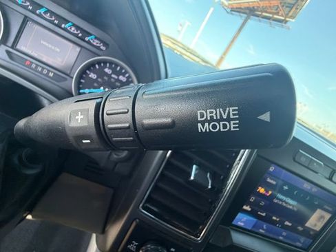 Used 2022 Ford F250 XLT w/ XLT Premium Package AWD/4WD image 32