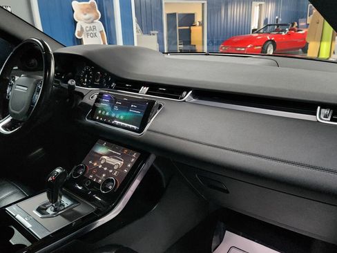 Used 2020 Land Rover Range Rover Evoque SE image 12