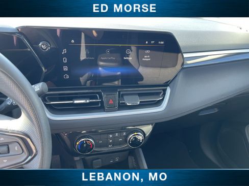 Used 2024 Chevrolet TrailBlazer LT AWD/4WD image 13