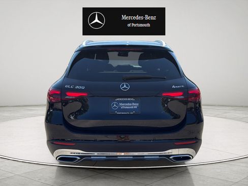 Certified 2026 Mercedes-Benz GLC 300 4MATIC image 4