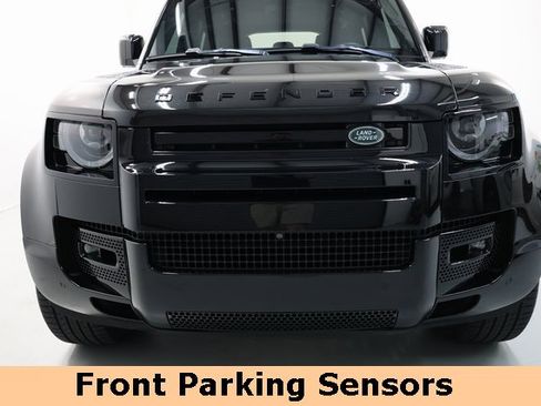 Used 2023 Land Rover Defender 110 SE image 29