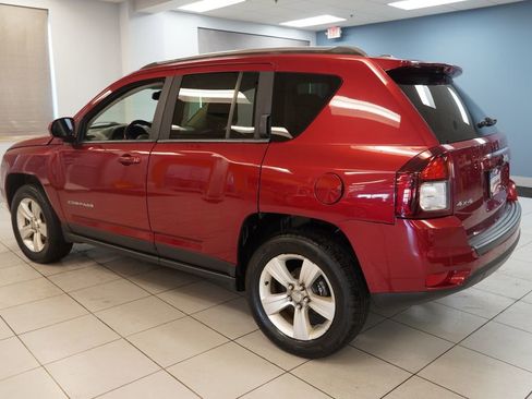 Used 2015 Jeep Compass Latitude image 7