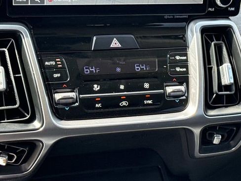 Used 2022 Kia Sorento X-Line EX image 22