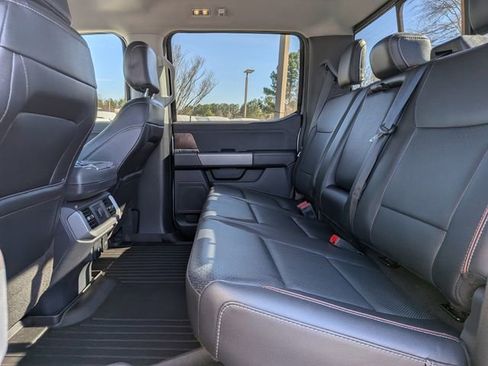 Used 2022 Ford F150 Lariat image 13