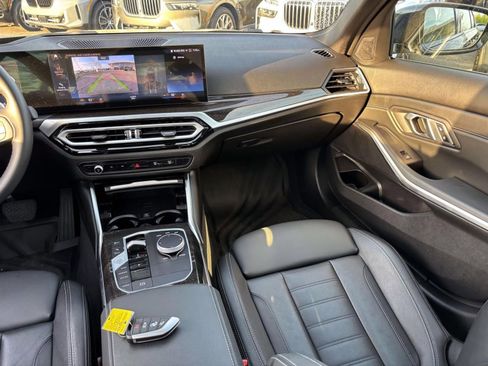 Used 2023 BMW 330i xDrive Sedan w/ Premium Package image 31