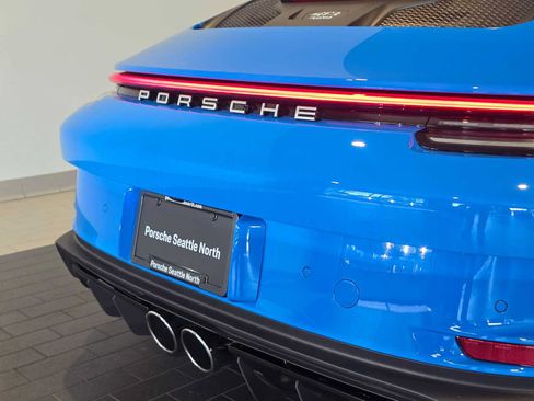 Used 2022 Porsche 911 GT3 RWD image 15