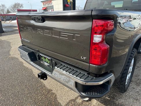 Used 2021 Chevrolet Silverado 2500 LT w/ Convenience Package image 22