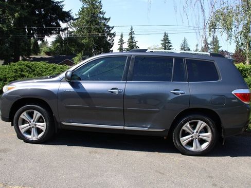 Used 2013 Toyota Highlander Limited AWD/4WD image 15