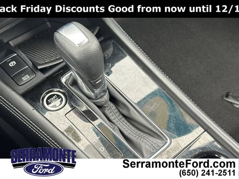 Used 2023 Nissan Kicks SR w/ SR Premium Package image 21