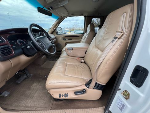 Used 1999 Dodge Ram 2500 Truck 2WD Quad Cab image 32