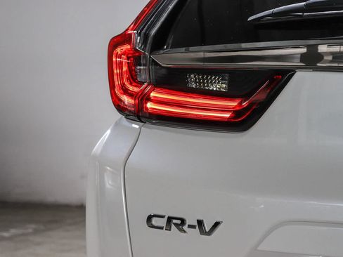Used 2021 Honda CR-V EX image 11