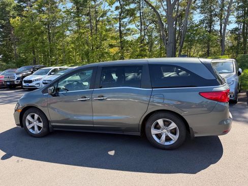 Used 2018 Honda Odyssey EX image 11