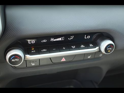 Used 2025 MAZDA CX-50 AWD 2.5 S w/ Preferred Package image 13