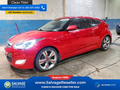 Used 2013 Hyundai Veloster w/ Tech Pkg