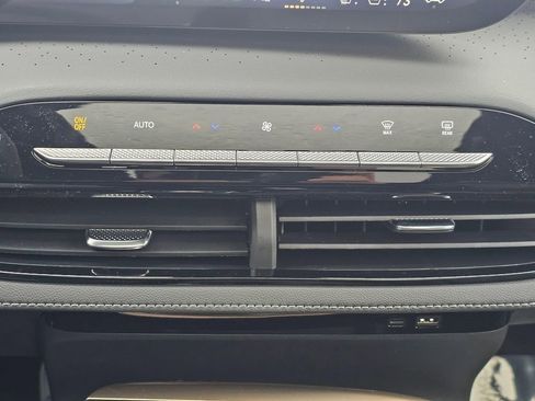 New 2026 Buick Enclave Avenir w/ Super Cruise Package image 35