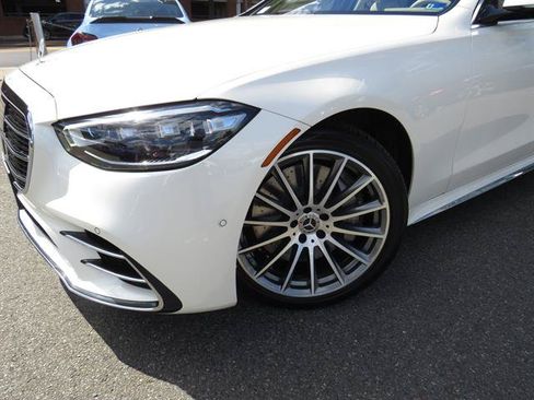 Certified 2022 Mercedes-Benz S 500 4MATIC w/ AMG Line Package image 20
