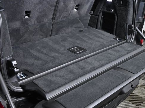 Used 2022 BMW X7 xDrive40i w/ M Sport Package image 40