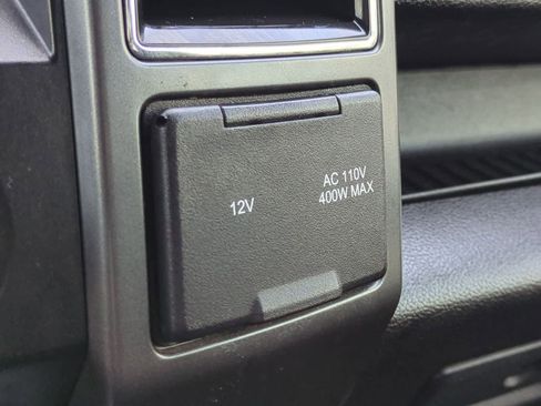 Used 2017 Ford F150 XLT w/ Equipment Group 302A Luxury AWD/4WD image 32