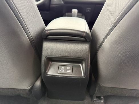 Certified 2024 Toyota Corolla SE image 22