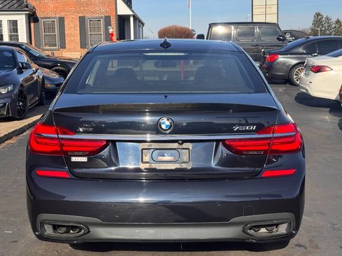 Used 2017 BMW 750i xDrive image 8