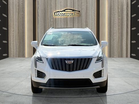 Used 2024 Cadillac XT5 Premium Luxury FWD image 2