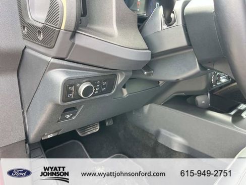 Used 2025 Ford Bronco Badlands AWD/4WD image 23