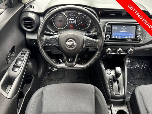 Used 2023 Nissan Kicks S image 14