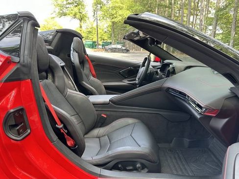 Used 2024 Chevrolet Corvette Z06 w/ Z07 Performance Package RWD image 25