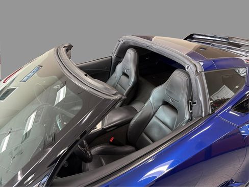 Used 2017 Chevrolet Corvette Z06 RWD image 34