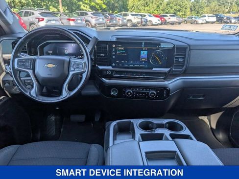 Used 2022 Chevrolet Silverado 1500 LT AWD/4WD image 24