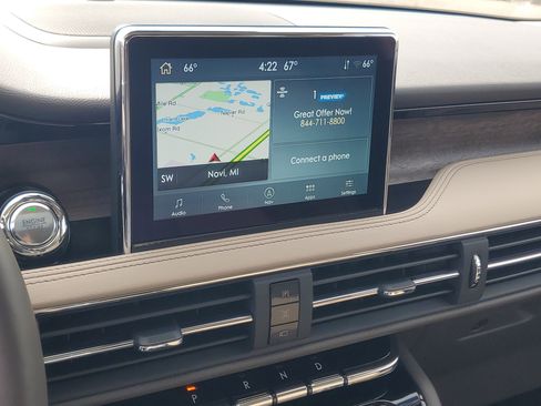 Used 2022 Lincoln Corsair Reserve w/ Equipment Group 201A image 16