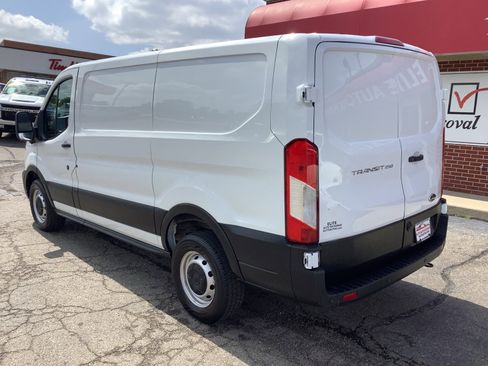 Used 2023 Ford Transit 250 Low Roof image 3