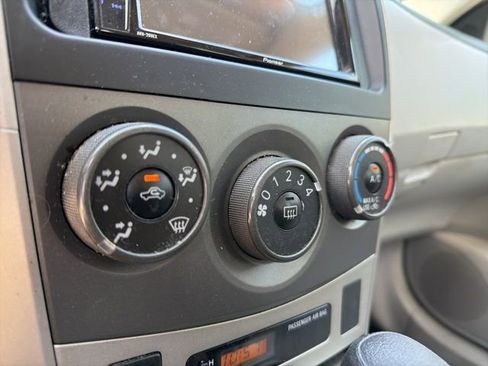 Used 2011 Toyota Corolla LE FWD image 16