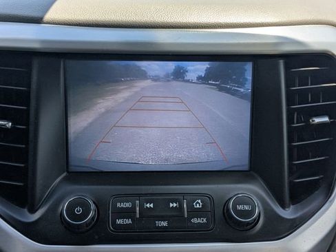 Used 2019 GMC Acadia SLE w/ LPO, Floor Liner Package image 28