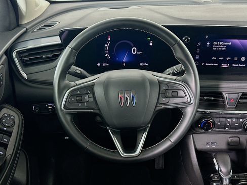 Used 2025 Buick Encore GX Preferred FWD image 18