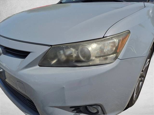 Used 2013 Scion tC FWD image 9