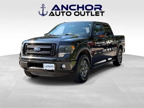 Used 2014 Ford F150 FX4 w/ Equipment Group 402A Luxury AWD/4WD image 4