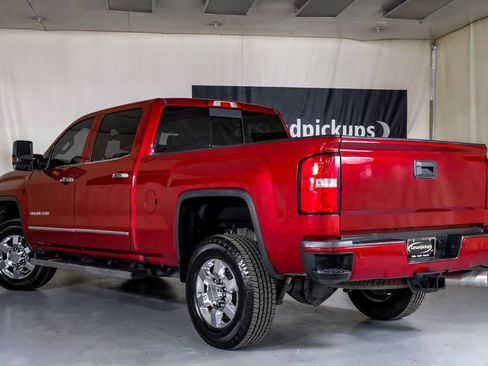 Used 2018 GMC Sierra 3500 Denali w/ Duramax Plus Package image 10