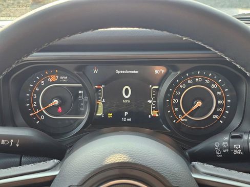 New 2025 Jeep Wrangler Unlimited Rubicon image 18